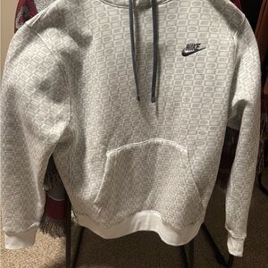 Nike Gray Patterned Knit Sweater